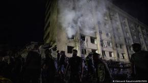 Ataque en Ucrania deja al menos cuatro muertos y 40 heridos Ataque en Ucrania deja al menos cuatro muertos y 40 heridos