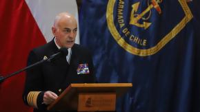 “Que estos hechos no ocurran nunca más”: Comandante en jefe de la Armada realiza gesto en Isla Dawson a 50 años del golpe de Estado “Que estos hechos no ocurran nunca más”: Comandante en jefe de la Armada realiza gesto en Isla Dawson a 50 años del golpe de Estado