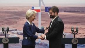 Chile y la Unión Europea trabajarán en acuerdo de entendimiento por el litio: “Queremos un socio de confianza” Chile y la Unión Europea trabajarán en acuerdo de entendimiento por el litio: “Queremos un socio de confianza”