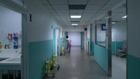 Fue al hospital por un fuerte dolor de cabeza tras ser asaltado: pensó que eran los golpes, pero los médicos descubrieron lo peor Fue al hospital por un fuerte dolor de cabeza tras ser asaltado: pensó que eran los golpes, pero los médicos descubrieron lo peor