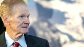 Director de la NASA dice que habría más de un billón de planetas similares a la Tierra “probablemente con vida” Director de la NASA dice que habría más de un billón de planetas similares a la Tierra “probablemente con vida”