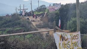 "El desalojo va a ocurrir sí o sí": Este lunes se cumple plazo para abandonar "toma VIP" en Quillota "El desalojo va a ocurrir sí o sí": Este lunes se cumple plazo para abandonar "toma VIP" en Quillota