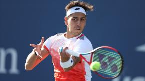 Tabilo se corona campeón del Challenger de Karlsruhe: Iba perdiendo pero rival se lesionó tras caída Tabilo se corona campeón del Challenger de Karlsruhe: Iba perdiendo pero rival se lesionó tras caída