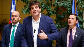“Son unos sinvergüenzas”: RN acusa al gobierno de “eliminar evidencia” tras nuevo robo de computadores “Son unos sinvergüenzas”: RN acusa al gobierno de “eliminar evidencia” tras nuevo robo de computadores