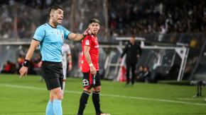 Árbitro y asistente que no validaron gol de La Calera ante Colo-Colo no arbitrarán este fin de semana Árbitro y asistente que no validaron gol de La Calera ante Colo-Colo no arbitrarán este fin de semana