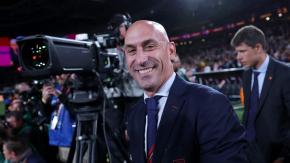 Federación Española de Fútbol anuncia "acciones legales" por "mentiras" de Hermoso sobre beso forzado Federación Española de Fútbol anuncia "acciones legales" por "mentiras" de Hermoso sobre beso forzado