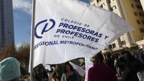 Con marcha en Valparaíso: Colegio de Profesores ratifica paro nacional por 48 horas Con marcha en Valparaíso: Colegio de Profesores ratifica paro nacional por 48 horas