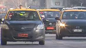 "Bajada de bandera": Desde este miércoles, tomar un taxi será más barato "Bajada de bandera": Desde este miércoles, tomar un taxi será más barato