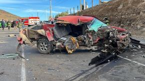 Tres personas mueren al salir eyectadas tras choque en Huasco: Conductor menor de edad iba en estado de ebriedad y fue detenido Tres personas mueren al salir eyectadas tras choque en Huasco: Conductor menor de edad iba en estado de ebriedad y fue detenido