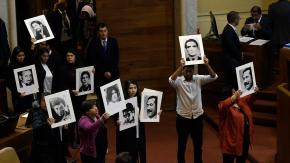 “Esta gente repetiría los mismos crímenes que hace 30 años”: Tensión en el Congreso por declaración contra el Gobierno de Allende “Esta gente repetiría los mismos crímenes que hace 30 años”: Tensión en el Congreso por declaración contra el Gobierno de Allende