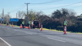 Dos personas mueren en grave en accidente Ruta 5 Sur: Se habían bajado a revisar una falla mecánica Dos personas mueren en grave en accidente Ruta 5 Sur: Se habían bajado a revisar una falla mecánica