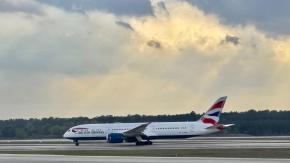 Pasajeros impactados por muerte de anciana en vuelo a Francia: Creían que estaba durmiendo Pasajeros impactados por muerte de anciana en vuelo a Francia: Creían que estaba durmiendo