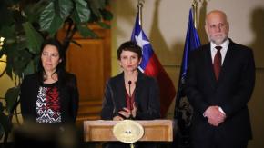 La ofensiva del PC sobre La Moneda para realizar un profundo cambio a la ley de usurpaciones