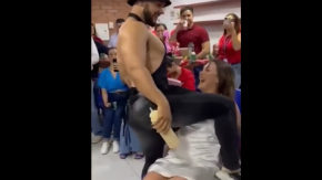 Jueza colombiana protagoniza show erótico en tribunal de justicia: abren sumario en su contra Jueza colombiana protagoniza show erótico en tribunal de justicia: abren sumario en su contra