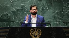 Presidente Boric comenta dichos de Piñera sobre "golpe de Estado no tradicional" durante el estallido social Presidente Boric comenta dichos de Piñera sobre "golpe de Estado no tradicional" durante el estallido social