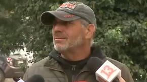 Hermano de hombre asesinado en bus sufrió asalto: Fue apuñalado en el pecho y brazos