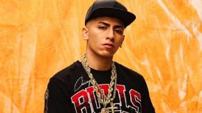 El Jordan 23 tuvo un accidente durante grabación de videoclip: Un muro del set le cayó encima El Jordan 23 tuvo un accidente durante grabación de videoclip: Un muro del set le cayó encima