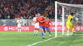 “En el fondo de la tabla”: Revisa las mejores portadas peruanas tras la caída ante Chile