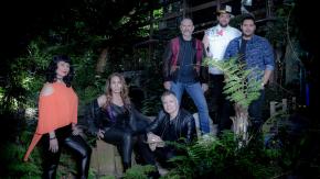 La tragedia que marcó a Men at Work: La banda australiana que fue confirmada para el Festival de Viña del Mar 2024