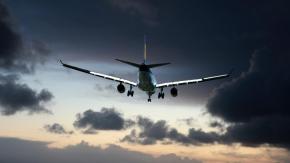 Vuelo de Santiago a Miami debió aterrizar de emergencia por problemas técnicos