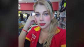 Valeria Rose: La cajera apodada la "Barbie humana de Oxxo" que es viral en TikTok Valeria Rose: La cajera apodada la "Barbie humana de Oxxo" que es viral en TikTok