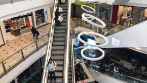 Sigue el pesimismo en el comercio: ventas semanales del retail caen 9,6% en promedio durante septiembre Sigue el pesimismo en el comercio: ventas semanales del retail caen 9,6% en promedio durante septiembre