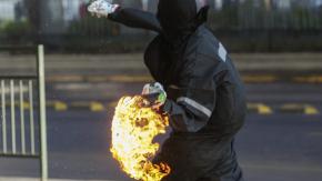 Cámara aprueba y despacha ley que sanciona el porte injustificado de combustible en protestas Cámara aprueba y despacha ley que sanciona el porte injustificado de combustible en protestas