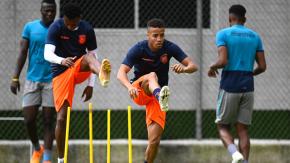 ¿Qué pasó con Byron Castillo? El presente del jugador al que Chile borró del Mundial y de la selección de Ecuador ¿Qué pasó con Byron Castillo? El presente del jugador al que Chile borró del Mundial y de la selección de Ecuador