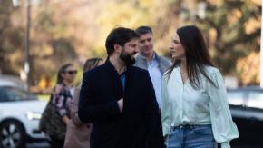 Presidente Boric confirma quiebre con Irina Karamanos: "Hace un par de semanas decidimos separar nuestros caminos" Presidente Boric confirma quiebre con Irina Karamanos: "Hace un par de semanas decidimos separar nuestros caminos"