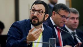 El complejo momento de Miguel Crispi en La Moneda tras la irrupción del Informe de Contraloría sobre el Caso Convenios El complejo momento de Miguel Crispi en La Moneda tras la irrupción del Informe de Contraloría sobre el Caso Convenios