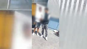 Impactante registro: sujetos con cuchillo y arma de fuego atacan a guardias en Metro Quinta Normal Impactante registro: sujetos con cuchillo y arma de fuego atacan a guardias en Metro Quinta Normal