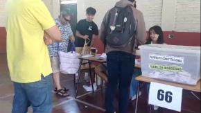La mamá se levantó a hacerle un queque: Sorprenden con un banquete a joven designado vocal de mesa que pidió "algo rico" La mamá se levantó a hacerle un queque: Sorprenden con un banquete a joven designado vocal de mesa que pidió "algo rico"