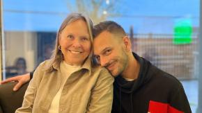 “Nació conmigo y murió conmigo”: Madre de Luis Larraín habla de la muerte de su hijo de cáncer “Nació conmigo y murió conmigo”: Madre de Luis Larraín habla de la muerte de su hijo de cáncer