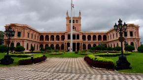 Estados Unidos de Kailasa, el país que no existe y que provocó un insólito escándalo en Paraguay Estados Unidos de Kailasa, el país que no existe y que provocó un insólito escándalo en Paraguay
