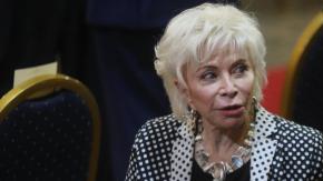 Dos libros de Isabel Allende ingresaron a lista de libros prohibidos por condado de Florida