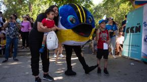 Fiu en regiones: revisa cómo inscribirte y organizar un encuentro con la mascota de Santiago 2023 Fiu en regiones: revisa cómo inscribirte y organizar un encuentro con la mascota de Santiago 2023