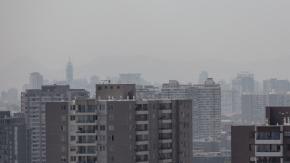Santiago se cubre de humo por incendios forestales en Curacaví y San Bernardo Santiago se cubre de humo por incendios forestales en Curacaví y San Bernardo