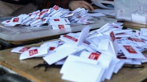 Minuto a Minuto del Plebiscito: En Contra 55.76% y A Favor 44.24% con el 99.65% de las mesas escrutadas Minuto a Minuto del Plebiscito: En Contra 55.76% y A Favor 44.24% con el 99.65% de las mesas escrutadas