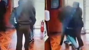 Hombre atacó con un cuchillo a carabinero al interior de comisaría Hombre atacó con un cuchillo a carabinero al interior de comisaría