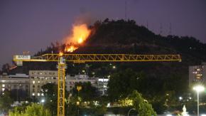 EN VIVO | Incendio afecta a ladera del Cerro San Cristóbal EN VIVO | Incendio afecta a ladera del Cerro San Cristóbal