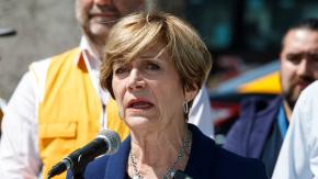 “Claramente entré tarde. Más aún, pensé en votar ‘En Contra’”: Matthei y críticas de Luis Silva por Plebiscito “Claramente entré tarde. Más aún, pensé en votar ‘En Contra’”: Matthei y críticas de Luis Silva por Plebiscito