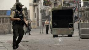 Crisis en Ecuador: "conflicto armado" contra el narco tras arremetida que deja unos 10 muertos Crisis en Ecuador: "conflicto armado" contra el narco tras arremetida que deja unos 10 muertos