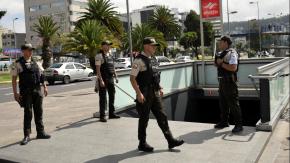 "No descansaremos hasta dar con los responsables": Confirman asesinato de dos policías en medio de la crisis en Ecuador "No descansaremos hasta dar con los responsables": Confirman asesinato de dos policías en medio de la crisis en Ecuador
