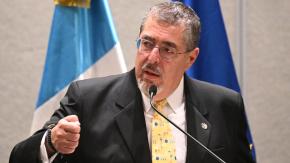Guatemala: Congreso retrasa cambio de mando y nuevo presidente acusa que intentan "vulnerar la democracia" Guatemala: Congreso retrasa cambio de mando y nuevo presidente acusa que intentan "vulnerar la democracia"