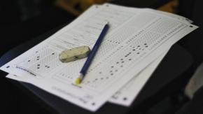 Solo dos son municipales: Los 100 colegios que obtuvieron mejor puntaje en la PAES