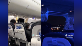 Avión de Alaska Airlines aterriza de emergencia luego que explotara una de sus ventanas Avión de Alaska Airlines aterriza de emergencia luego que explotara una de sus ventanas
