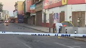 Hombre mató a persona en situación de calle frente a funcionarios de la PDI: fue abatido por detectives y permanece grave Hombre mató a persona en situación de calle frente a funcionarios de la PDI: fue abatido por detectives y permanece grave