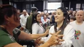 Visitará Santiago: ¿Quién es Leda Begonzi, la “sanadora de Rosario”?