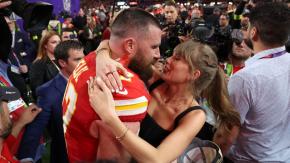 Me siento "en la cima del mundo", dice Kelce, novio de Taylor Swift, tras ganar el Super Bowl Me siento "en la cima del mundo", dice Kelce, novio de Taylor Swift, tras ganar el Super Bowl