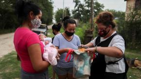 "Cada vez hay más hambre": comedores populares de Argentina, al borde del colapso por alta inflación